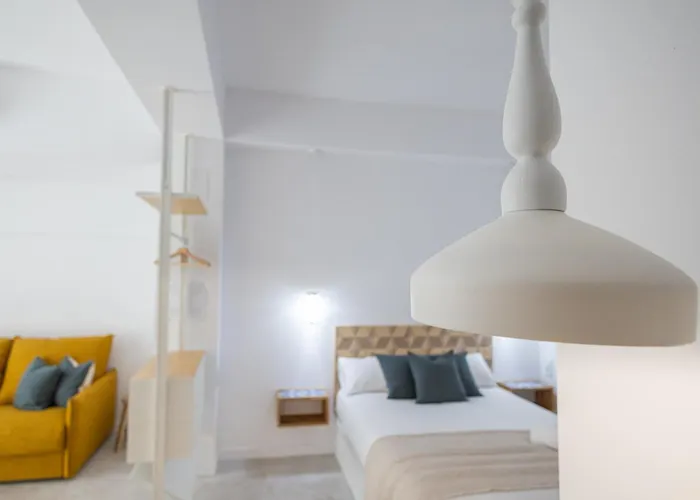 Florit Flats - The Joaquin Sorolla Apartments II